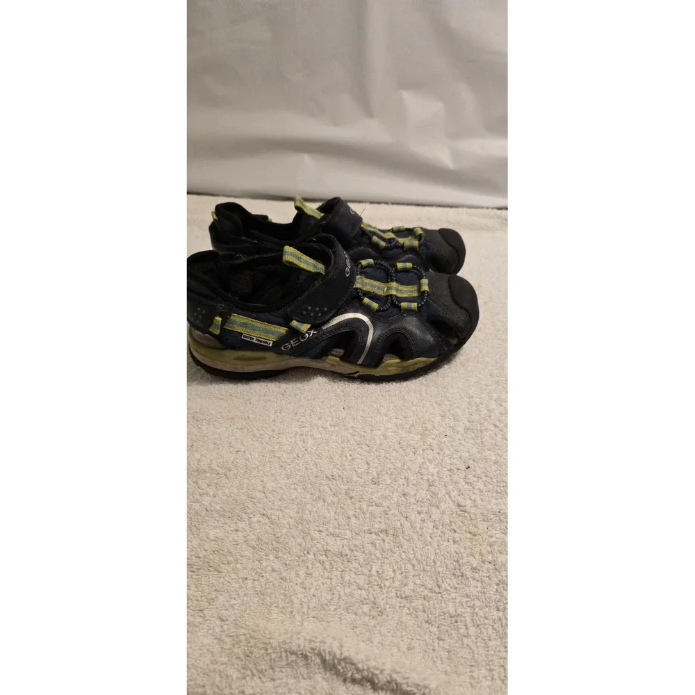 GEOX Kyle Sandal (New‎ with box, size youth 3.5